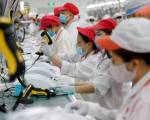 Apple ưu tiên chọn Việt Nam làm nơi sản xuất iPhone, MacBook