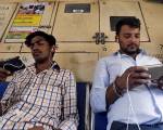 Ấn Độ muốn cấm điện thoại Trung Quốc giá dưới 150 USD