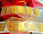 Đề xuất quy định hạn chế mua bán vàng miếng bằng tiền mặt