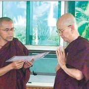 Cựu tổng thống Myanmar Thein Sein xuống tóc đi tu