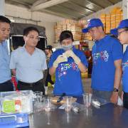 Saigon Co.op thu mua hải sản của ngư dân Quảng Bình