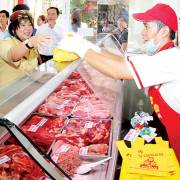 TPHCM: Giá thịt gia súc bình ổn thị trường giảm 4.000 đồng/kg
