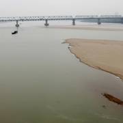 Trung Quốc làm khó sông Hồng