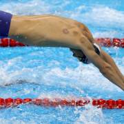Khi kình ngư Michael Phelps cũng nhờ cậy… giác hơi