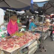 TPHCM: Vẫn khó tìm điểm bán thịt sạch
