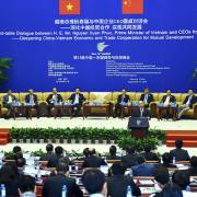 Thủ tướng Nguyễn Xuân Phúc đối thoại với các CEO hàng đầu Trung Quốc
