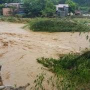 Hà Tĩnh, Quảng Bình: Cảnh báo ngập lụt nghiêm trọng, đường sắt Bắc – Nam ngưng trệ