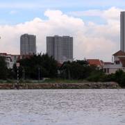 Bờ sông Sài Gòn sắp quá tải vì các dự án nhà cao tầng?