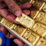 Giá vàng thế giới tăng lên mức cao nhất trong một tháng qua