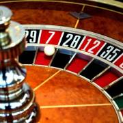 Chính thức ban hành nghị định cho phép người Việt vào casino