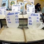 Thái Lan muốn bán hết 8 triệu tấn gạo dự trữ trong nửa đầu năm nay