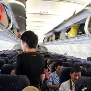 Jetstar Pacific cấm sạc điện thoại trên máy bay