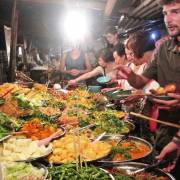 ‘Chặt chém’ du khách nước ngoài ở chợ đêm Đà Lạt