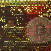 Lần đầu tiên Bitcoin vượt mốc 15.000 USD