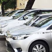 TP.HCM tính thu phí đậu ôtô để tránh chiếm dụng vỉa hè