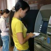 Phí rút tiền ATM có thể tăng gấp 4 lần?