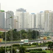 Cũng xây nhiều nhà cao tầng nhưng Singapore khác Hà Nội