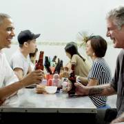 Anthony Bourdain – đầu bếp ăn bún chả cùng Tổng thống Obama qua đời ở tuổi 61