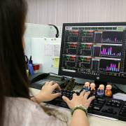 Cổ phiếu ngân hàng đưa VN-Index trở lại mốc 900 điểm