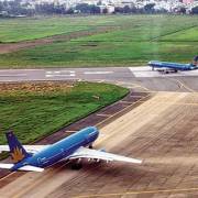 Gần 4.500 tỷ đồng sửa chữa đường cất hạ cánh sân bay Nội Bài, Tân Sơn Nhất
