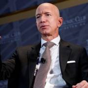 CEO Amazon Jeff Bezos: Một ngày tôi ngủ 8 tiếng và luôn ăn sáng với các con