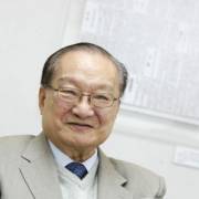 Nhà văn Kim Dung qua đời ở tuổi 94