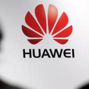 FBI bất ngờ khám xét phòng thí nghiệm của Huawei