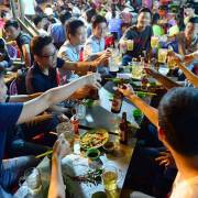 Người Việt chi 100.000 tỷ đồng để uống bia mỗi năm