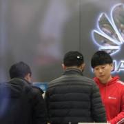 Trung Quốc bắt hai công dân Canada sau vụ Huawei