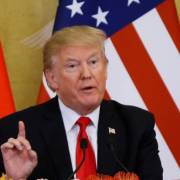 Ông Trump lại dọa tái áp thuế với hàng hóa Trung Quốc hai lần trong ngày 4/12