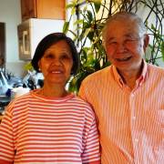 Một cách trở về của hai người Mỹ gốc Việt