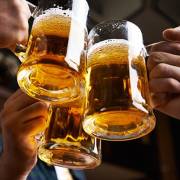Cận Tết, số bệnh nhân nhập viện do rượu bia tăng