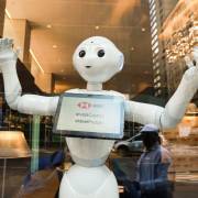 Ngân hàng HSBC triển khai robot hỗ trợ khách hàng
