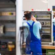 Siemens thông báo cắt giảm 2.700 việc làm trên toàn thế giới