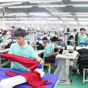Phong Phú sẽ sản xuất hàng cho Zara, H&M, Levis tại Việt Nam