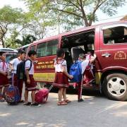 Bộ GD-ĐT yêu cầu siết chặt dịch vụ đưa đón học sinh bằng xe ô tô