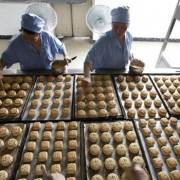 Trung Quốc sản xuất loại bánh Trung Thu mới từ thịt nhân tạo