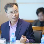 TS Vũ Đình Ánh: Cần vận hành kinh tế an toàn thay vì đóng băng