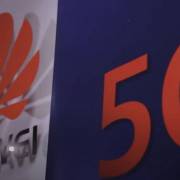 Trung Quốc giận dữ vì Anh cấm cửa Huawei