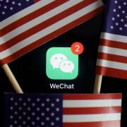 WeChat chưa bị loại khỏi kho ứng dụng của Apple, Google