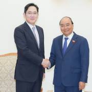 Thủ tướng muốn Samsung xây nhà máy sản xuất sản phẩm bán dẫn tại VN