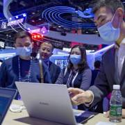 Trung Quốc vượt Mỹ để trở thành siêu cường quốc dữ liệu