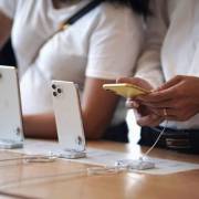 Tình trạng thiếu chip toàn cầu có thể làm gián đoạn sản xuất iPhone