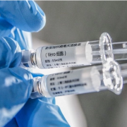 Trung Quốc ưu tiên nhập cảnh cho người tiêm vắc xin Covid-19 ‘made in China’