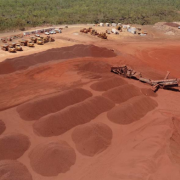 Hòa Phát mua mỏ quặng sắt 320 triệu tấn tại Úc