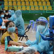 Thêm 1,2 triệu liều vắc xin AstraZeneca về đến sân bay Tân Sơn Nhất