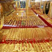 Người mua vàng lỗ gần 3 triệu đồng/lượng sau 3 ngày