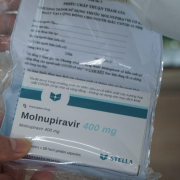 Bộ Y tế phản hồi thông tin Molnupiravir bị loại khỏi danh mục thuốc trị Covid-19