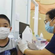 Hàn Quốc cho phép tiêm vắc xin Pfizer cho trẻ em từ 5-11 tuổi