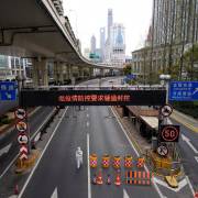 Trung Quốc phong tỏa một nửa Thượng Hải vì Covid-19